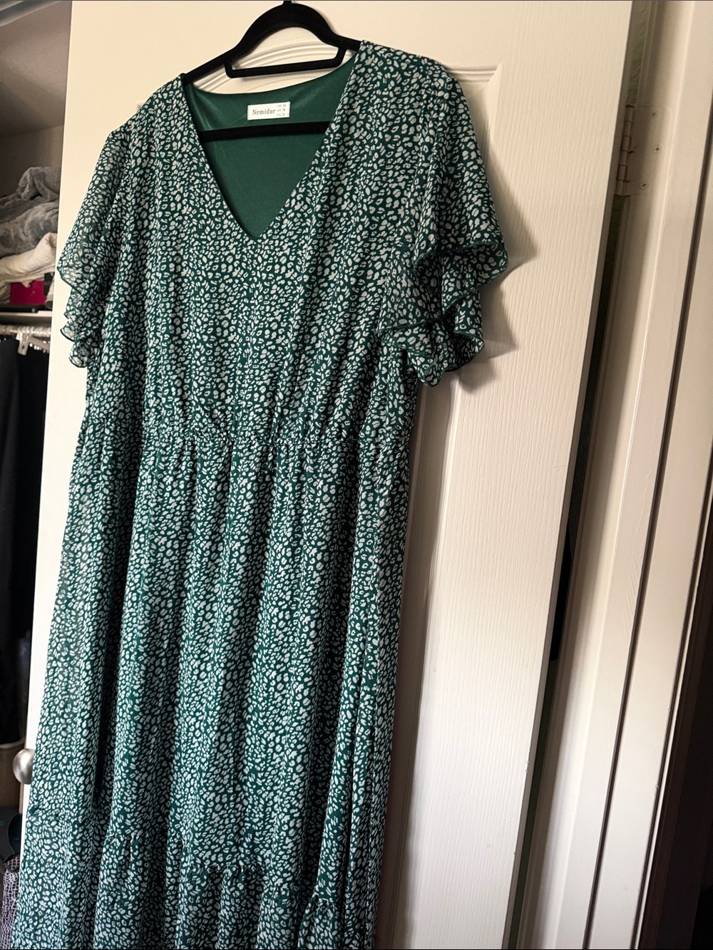Nemidor | Teal Green Leopard Print V-Neck Maxi Dress